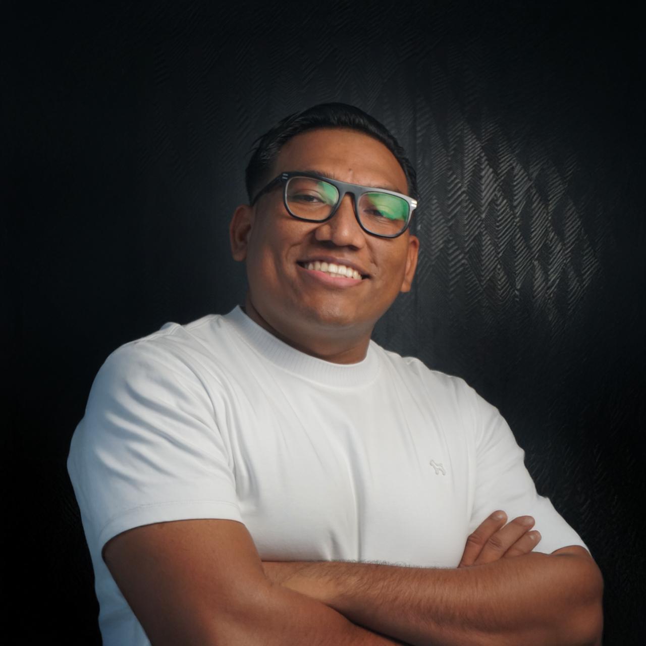 Neytan Salas, founder and creative director of CreaneFX